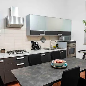 https://travellers-photo-home.sicilyhotelsitaly.net